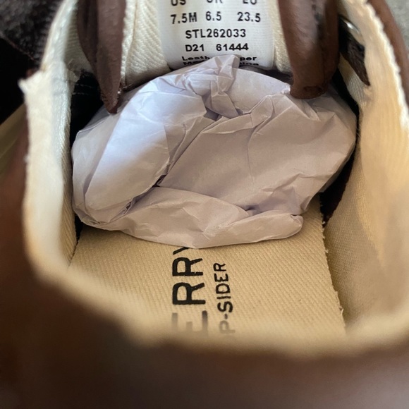 NWT: Sperry Brown Shoes - Picture 4 of 5